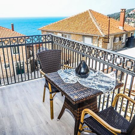 Guest House Alea Ulcinj Exterior photo